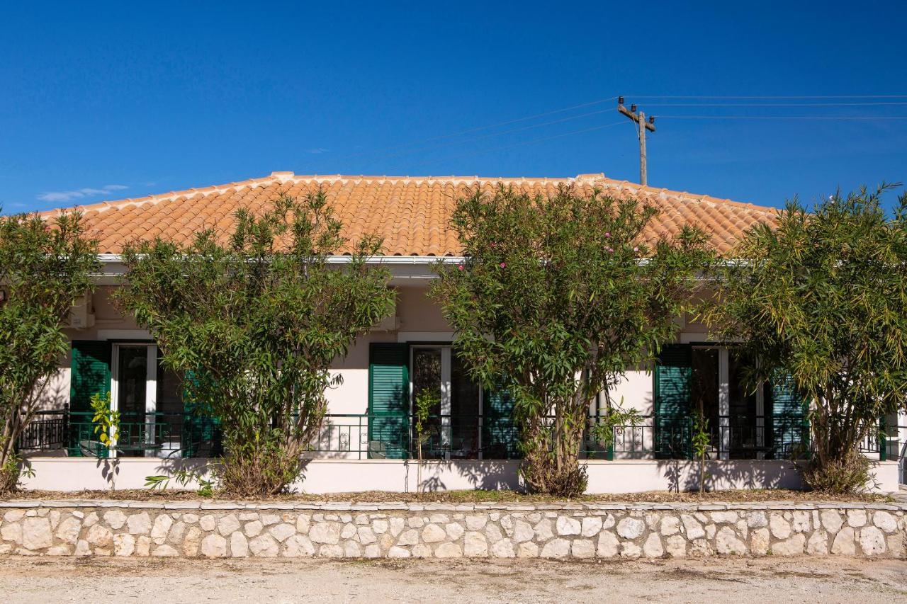 Spacious Studios Lefkada Mountain View Near Beach Dragano Eksteriør billede